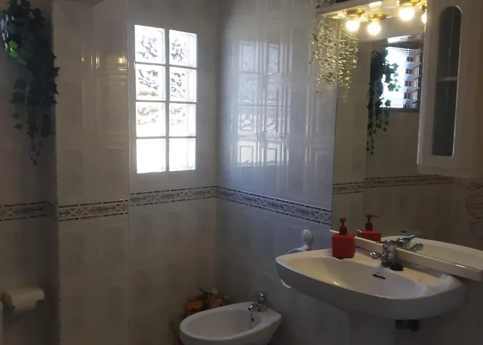 Semesterbostad Ebrehome